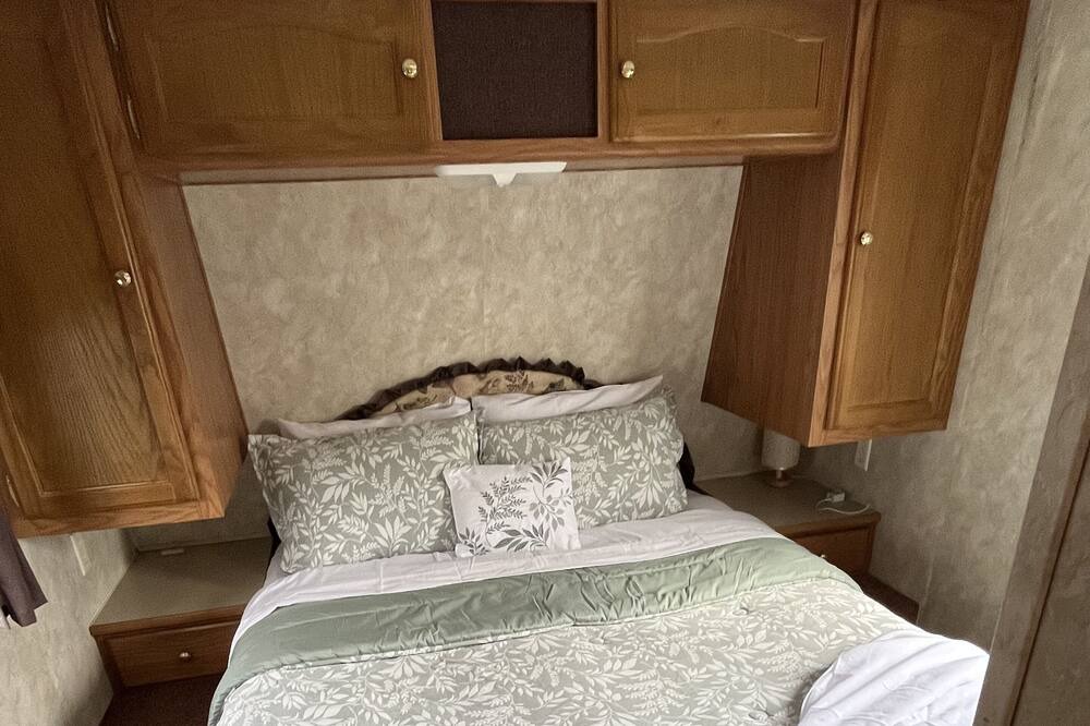 Photo of Bedroom in Clinton