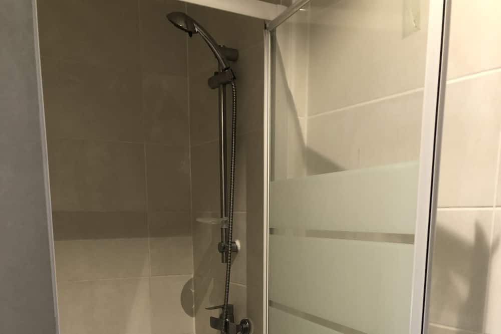 Photo of Bathroom in Aussonne