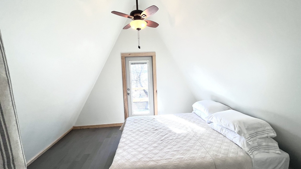 Photo of Bedroom in Hoyt