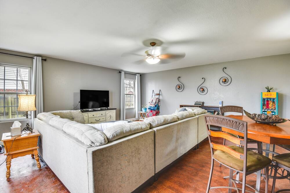 Photo of Livingroom in Sapulpa