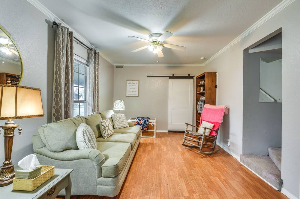 Photo of Livingroom in Sapulpa