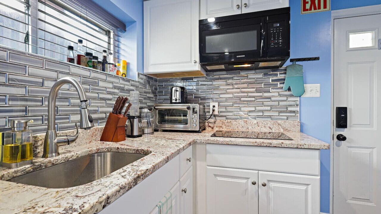 Photo of Kitchen in Alexandria West