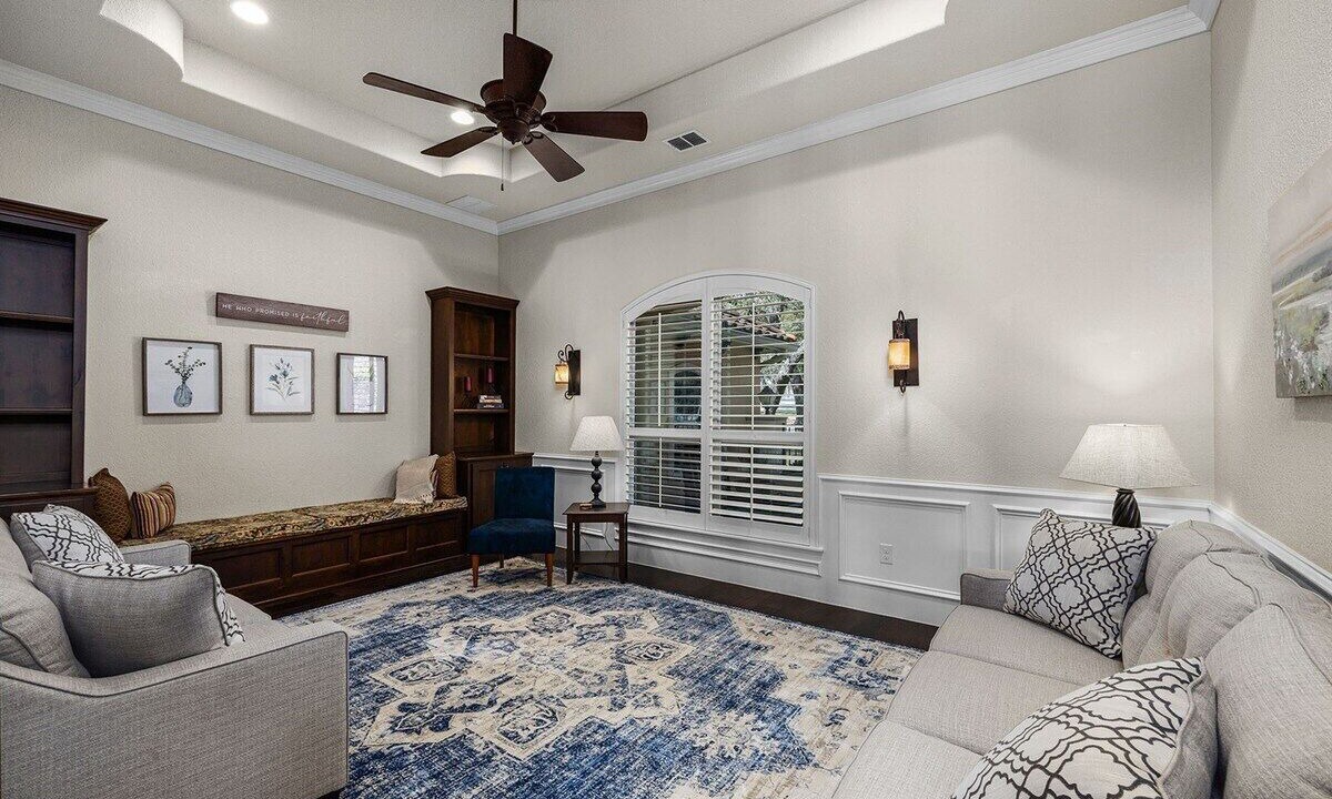 Photo of Livingroom in Garden Ridge