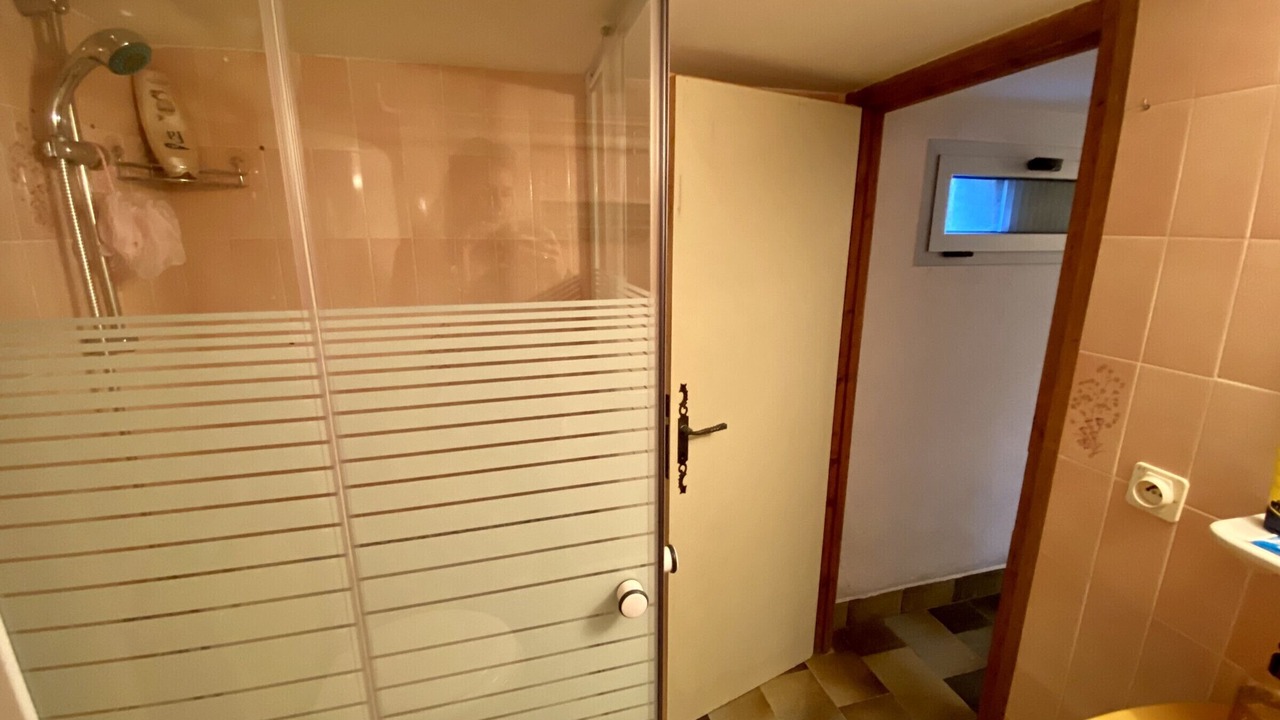 Photo of Bathroom in La Llagonne