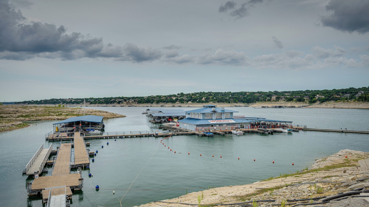 Photo of Others in Waterford On Lake Travis