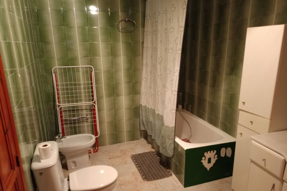 Photo of Bathroom in Mirambel