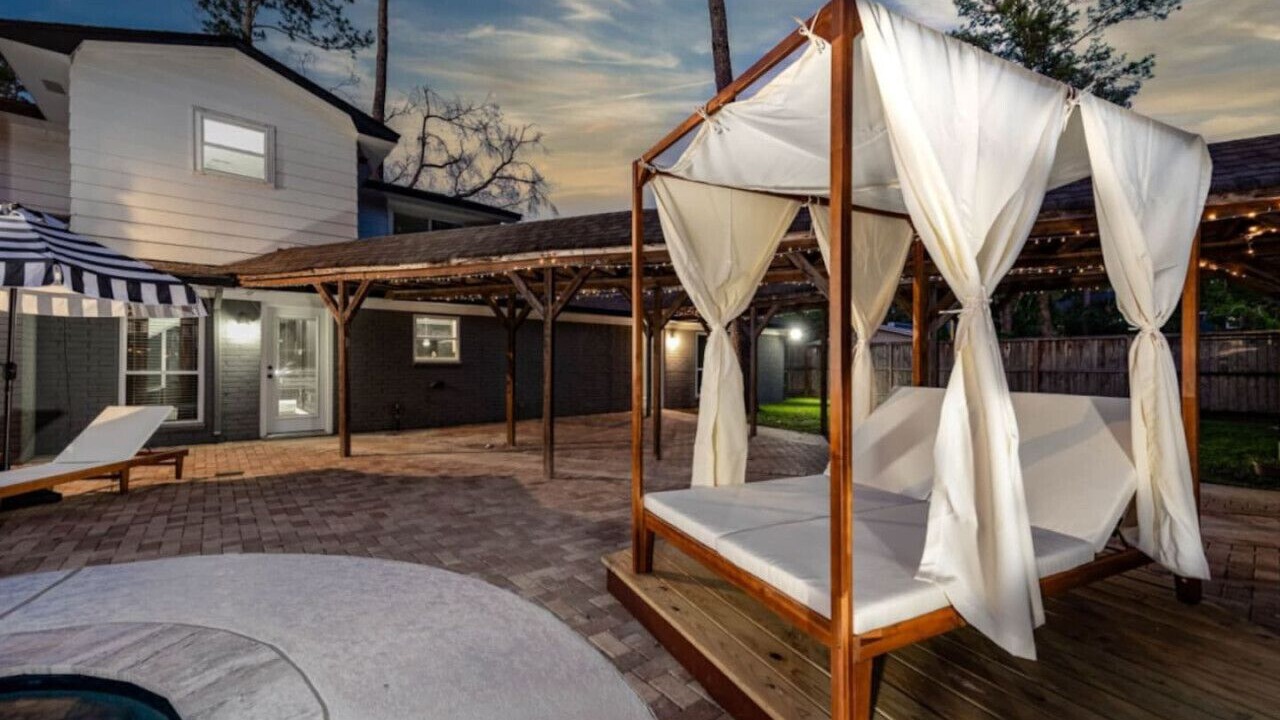 Photo of Patio Balcony in Cypress