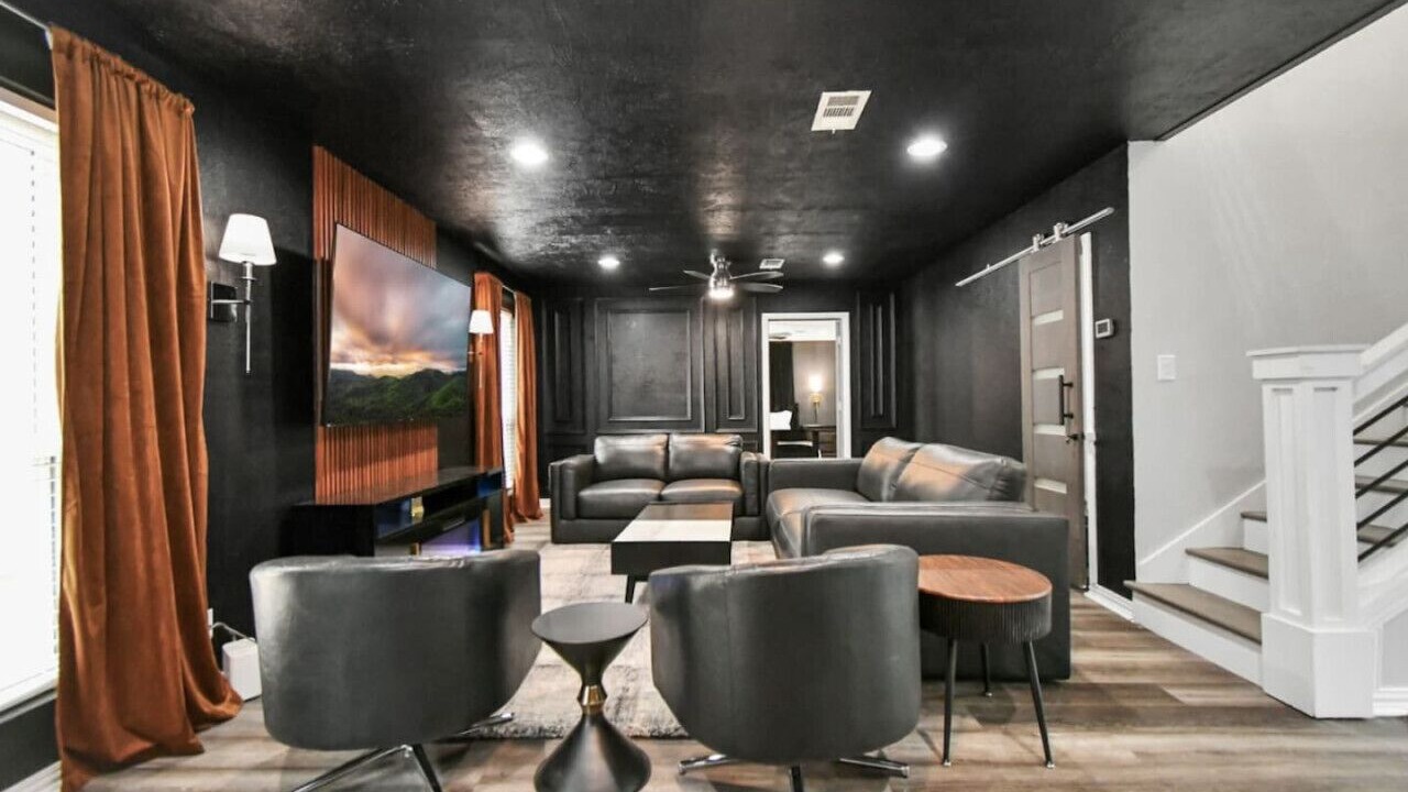 Photo of Livingroom in Cypress