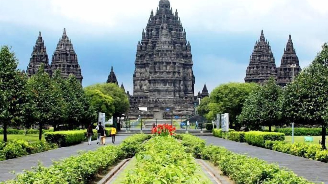Photo of Others in Prambanan