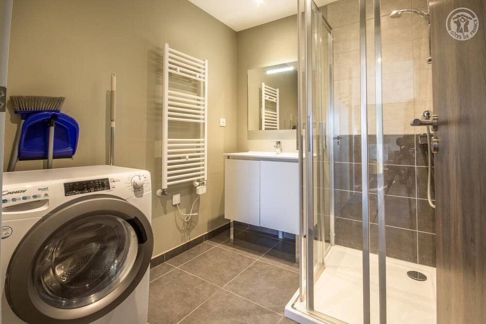 Photo of Others in Chanaz