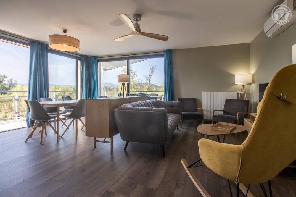 Photo of Others in Chanaz