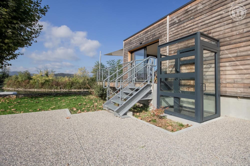 Photo of Outdoor in Chanaz