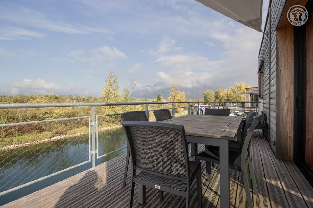 Photo of Outdoor in Chanaz