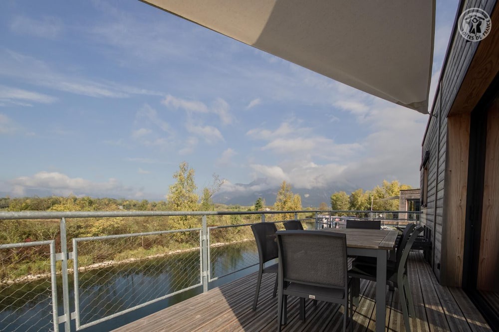 Photo of Outdoor in Chanaz