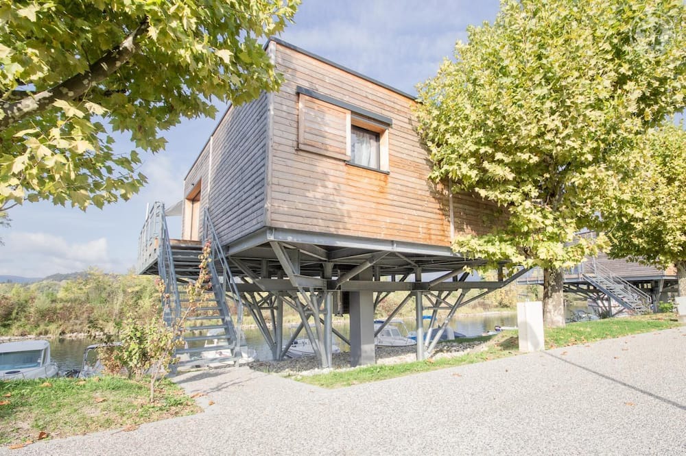 Photo of Outdoor in Chanaz