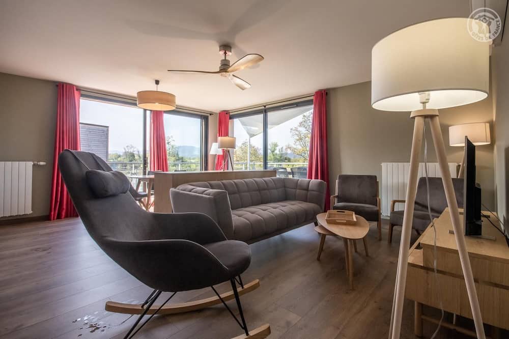 Photo of Livingroom in Chanaz