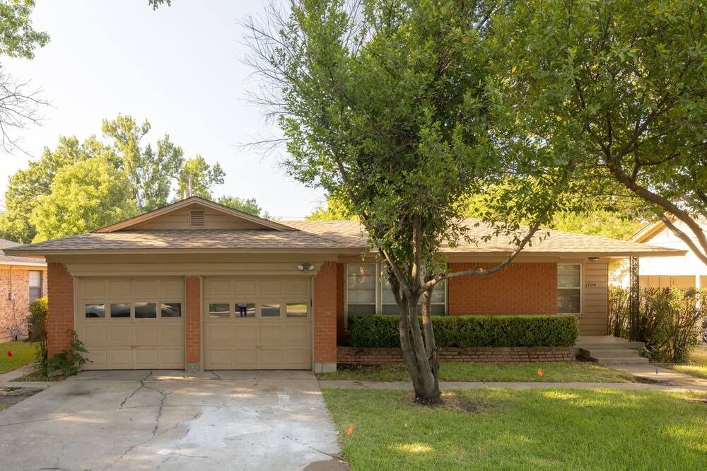 Photo of Outdoor in Denton