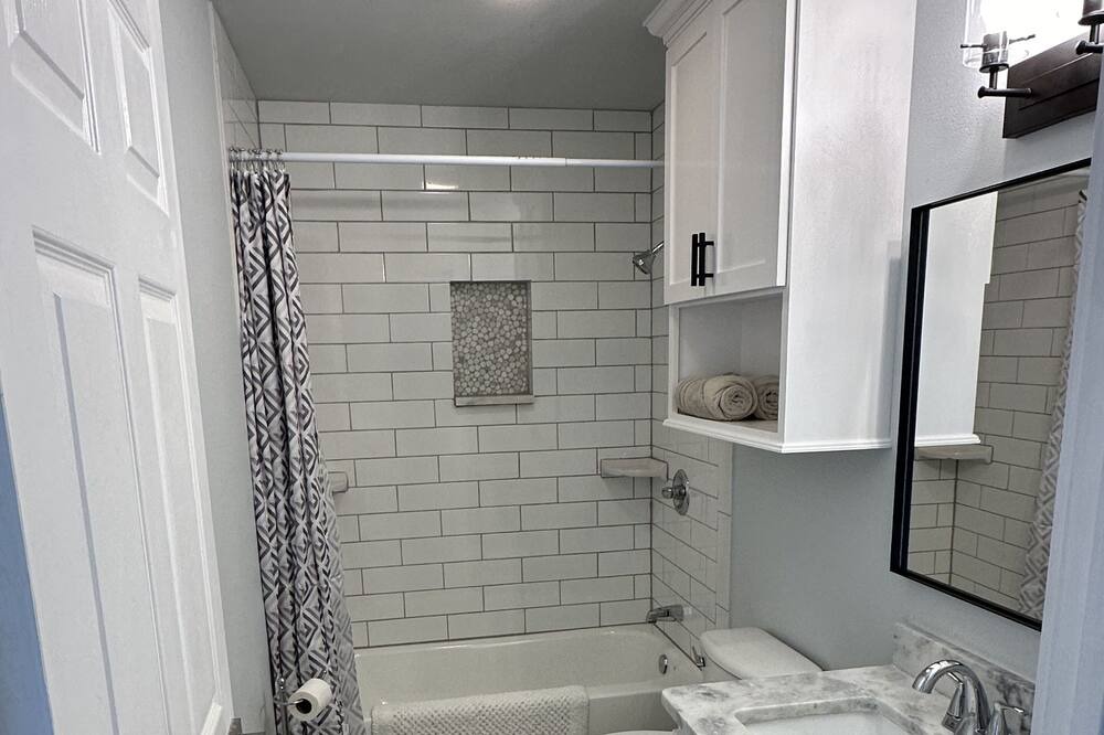 Photo of Bathroom in Brackettville