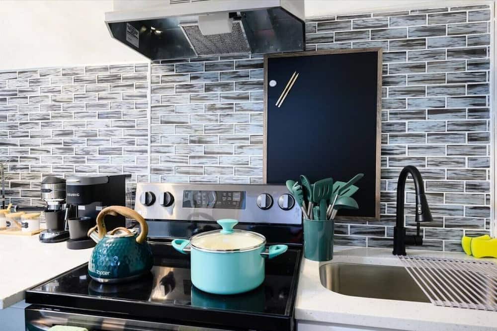 Photo of Others in North Lawndale