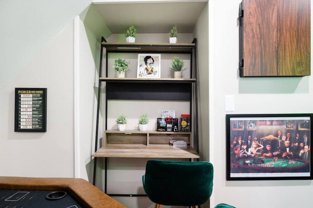 Photo of Others in North Lawndale