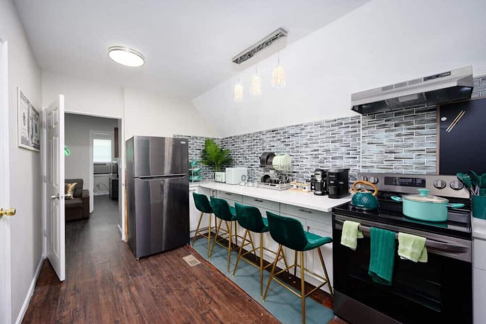 Photo of Kitchen in North Lawndale