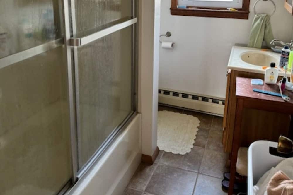 Photo of Bathroom in Crown Point