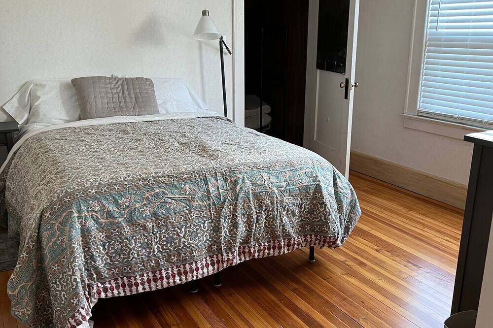 Photo of Bedroom in Albion