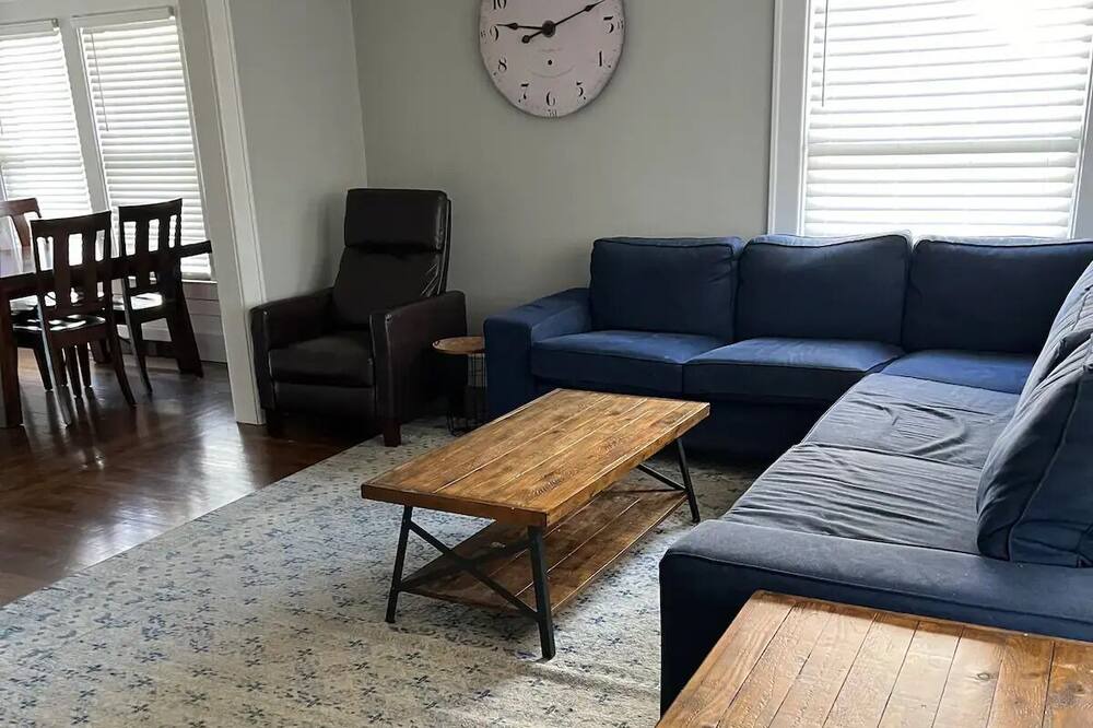 Photo of Livingroom in Albion
