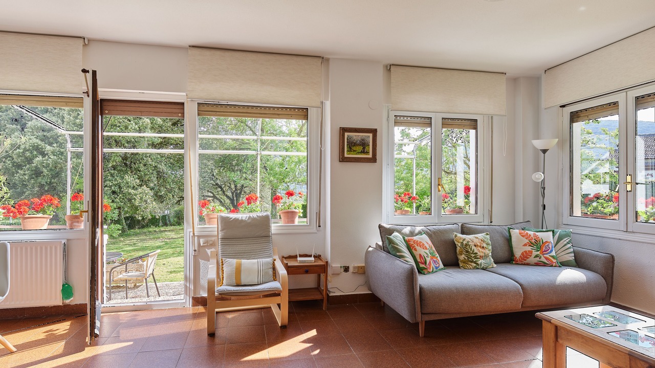 Photo of Livingroom in Anotz