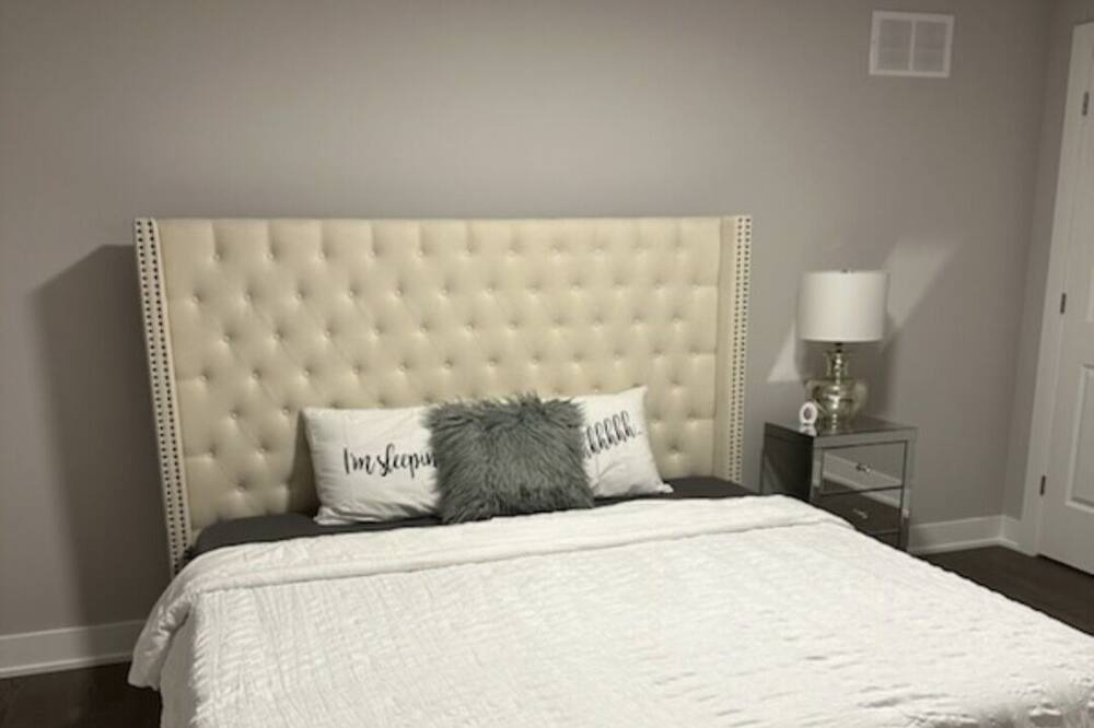 Photo of Bedroom in Ingersoll