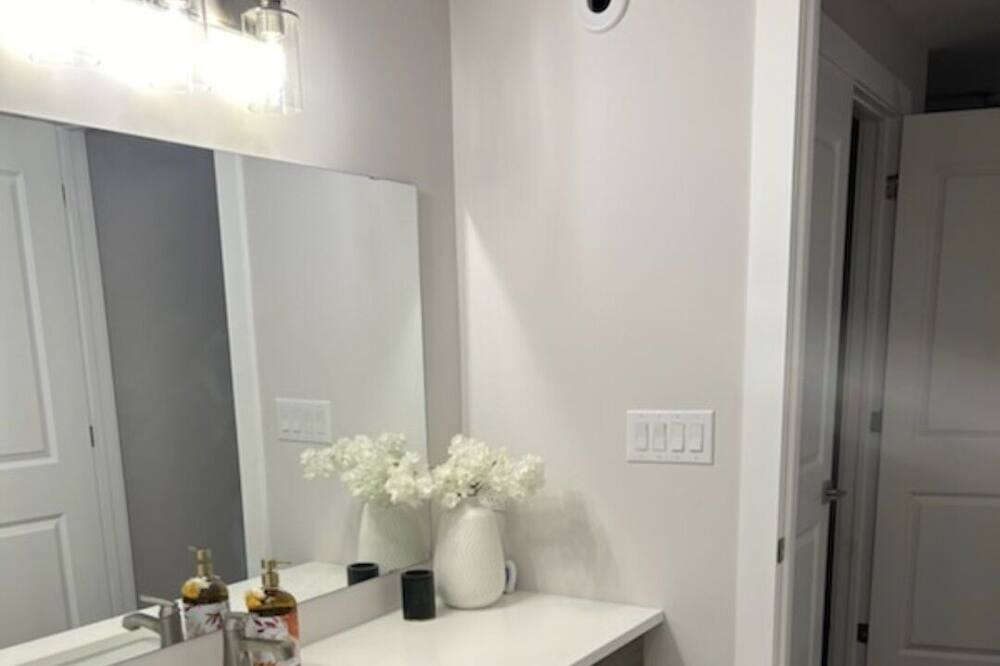 Photo of Bathroom in Ingersoll