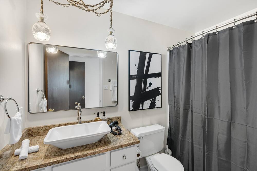 Photo of Bathroom in Downers Grove