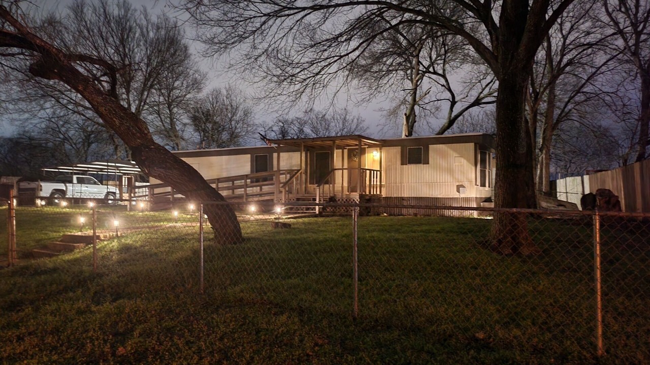 Photo of Outdoor in Del Valle