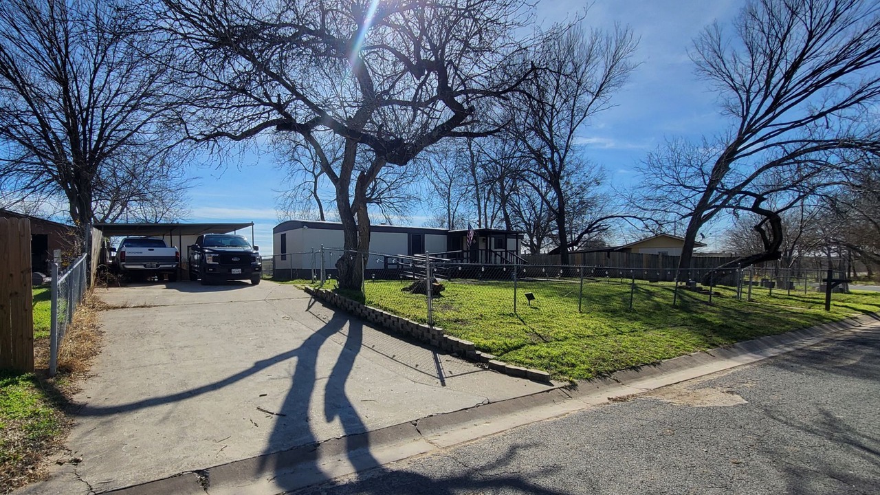 Photo of Outdoor in Del Valle