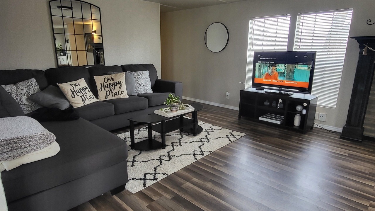 Photo of Livingroom in Del Valle