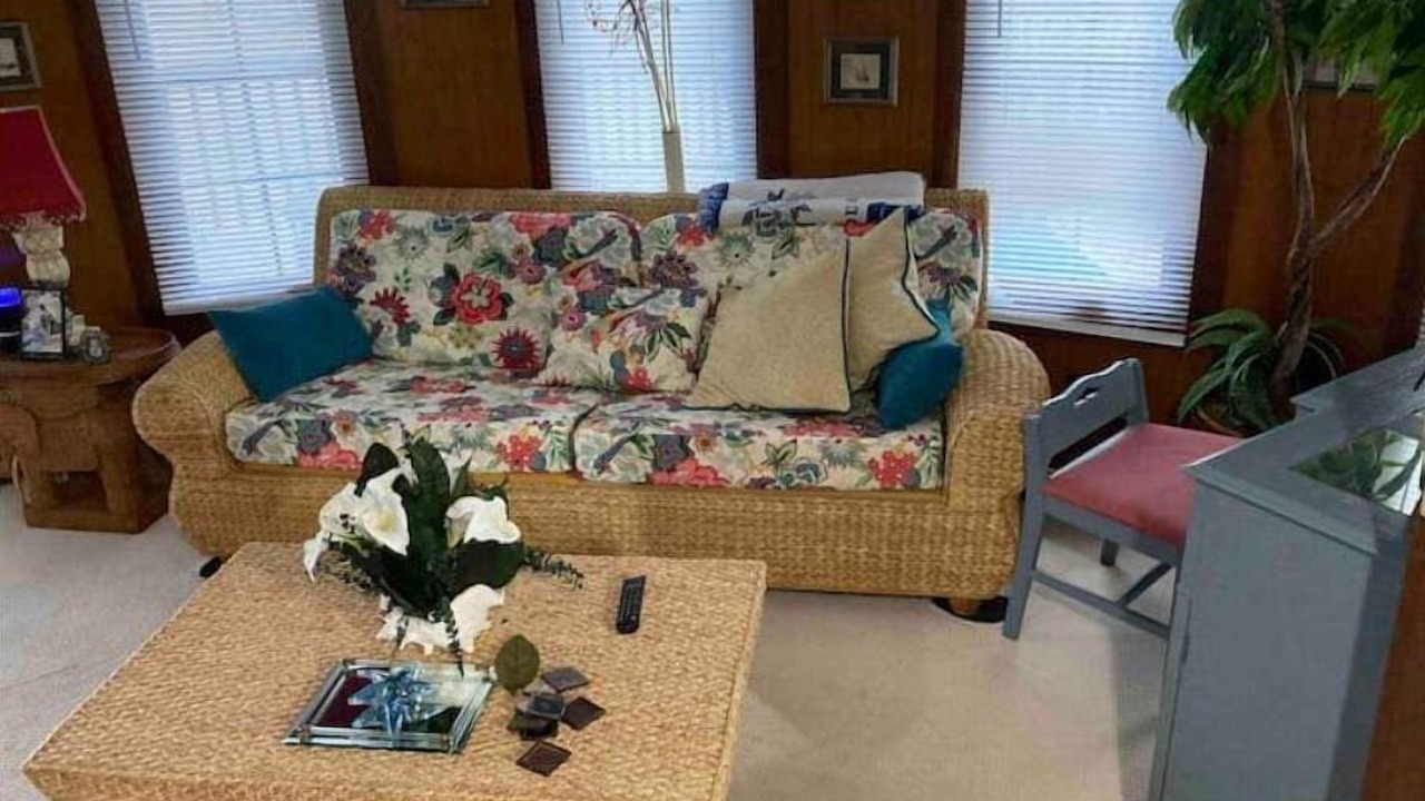 Photo of Livingroom in Pinecrest