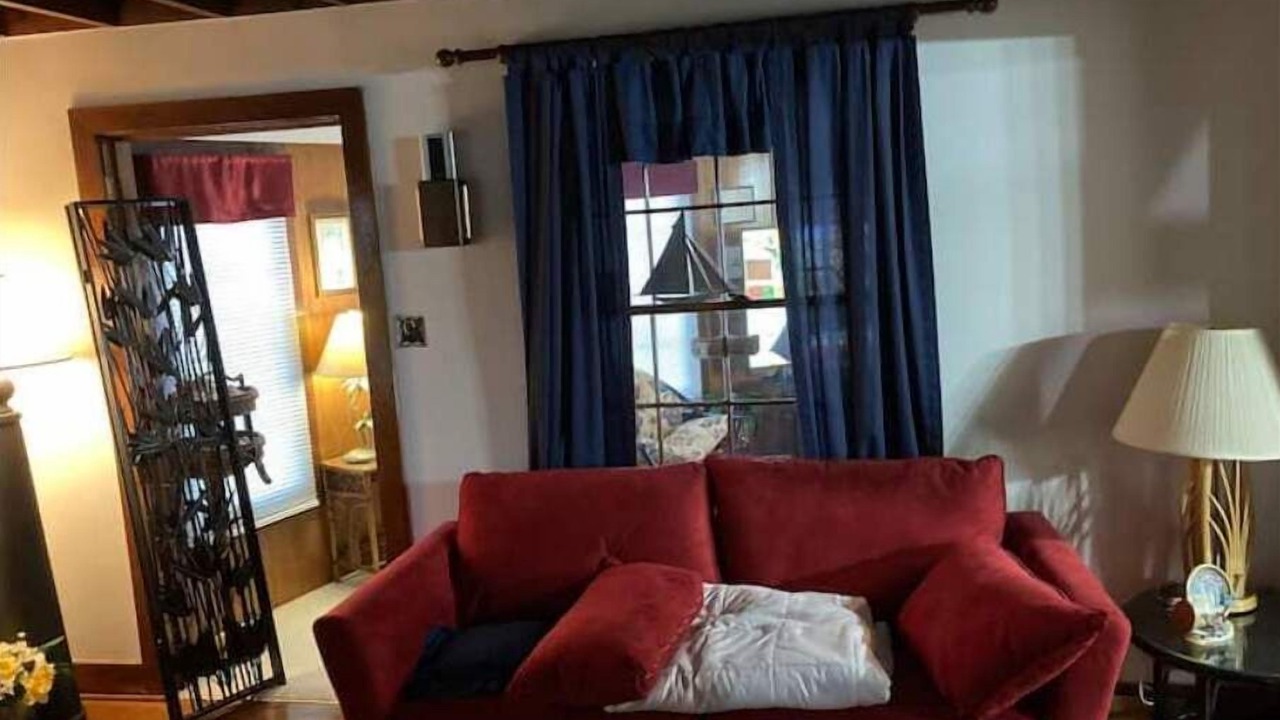 Photo of Livingroom in Pinecrest