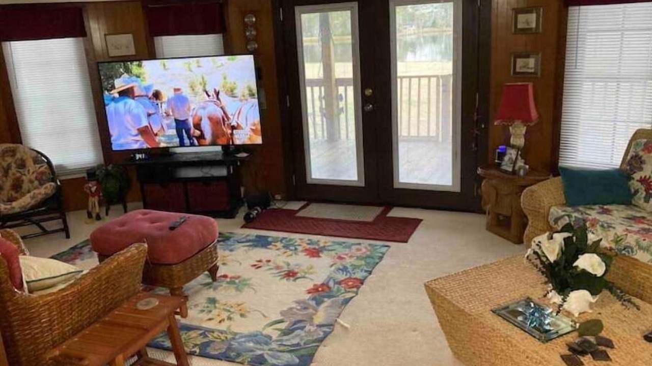 Photo of Livingroom in Pinecrest