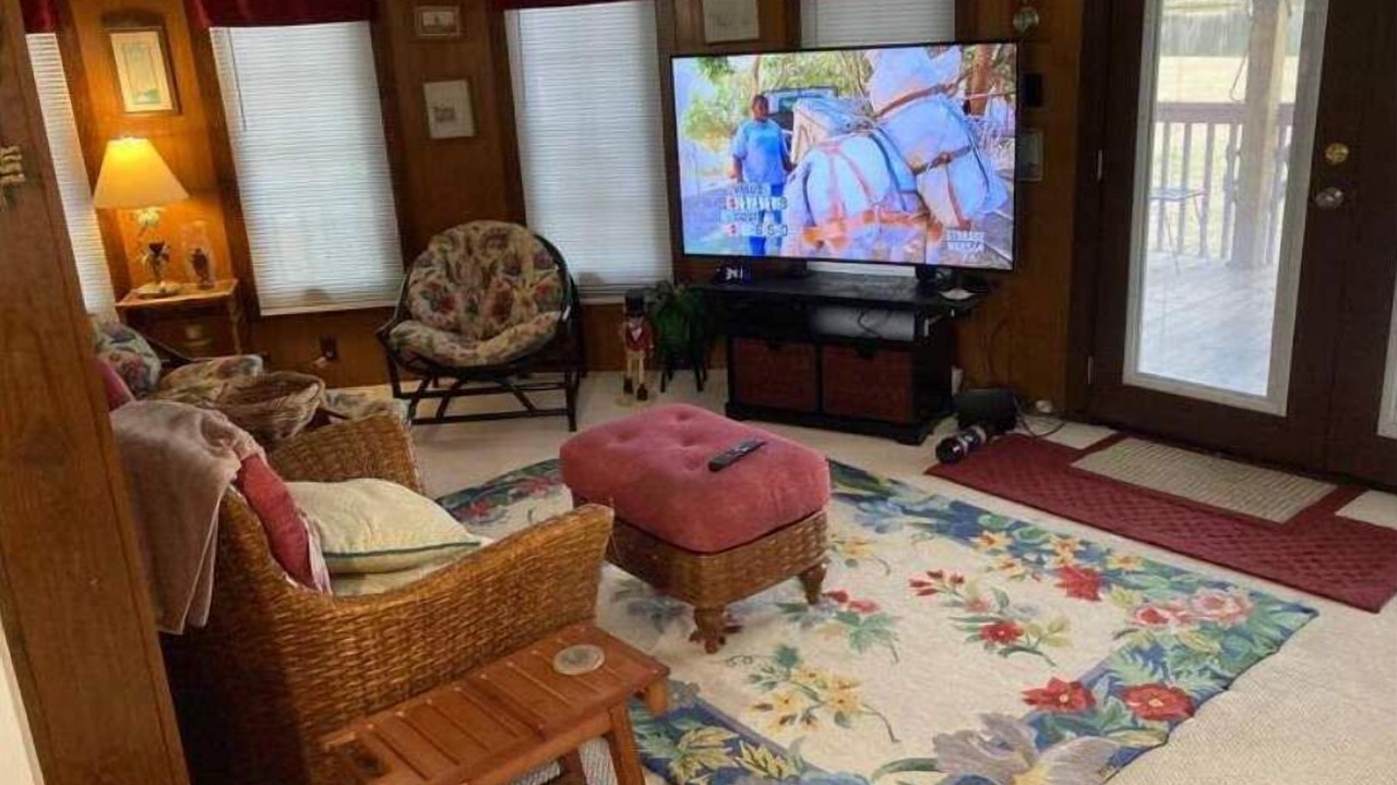 Photo of Livingroom in Pinecrest