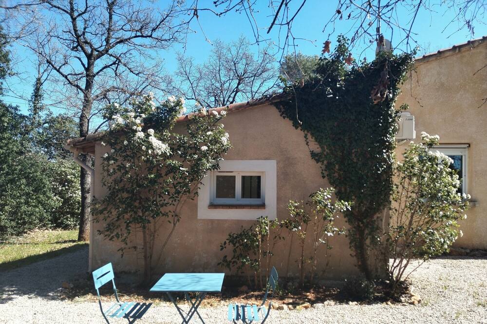 Photo of Patio Balcony in Saint-Maximin-la-Sainte-Baume