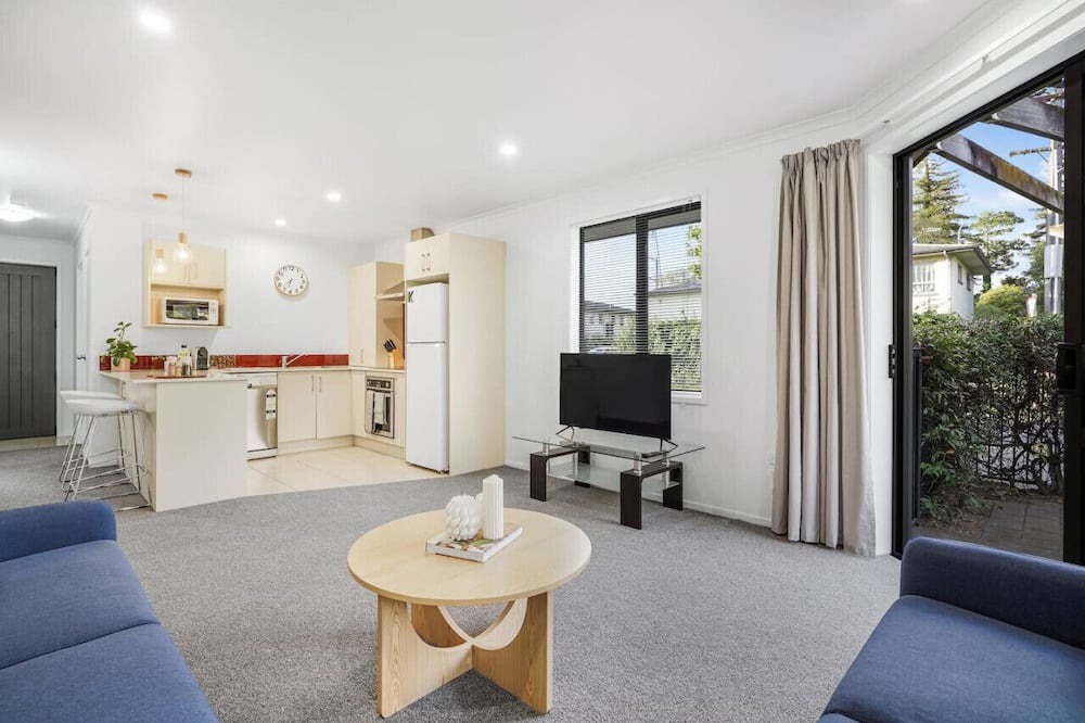 Photo of Others in Hamilton East