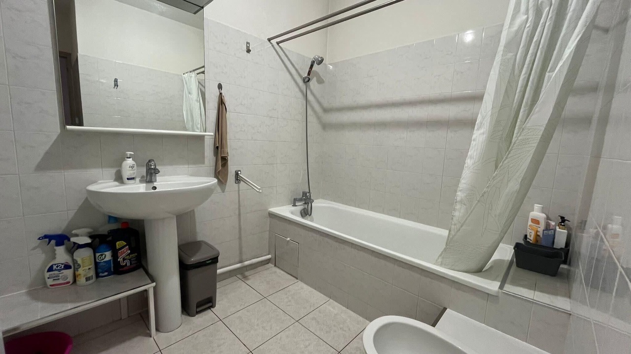 Photo of Bathroom in Les Halles - Valliere