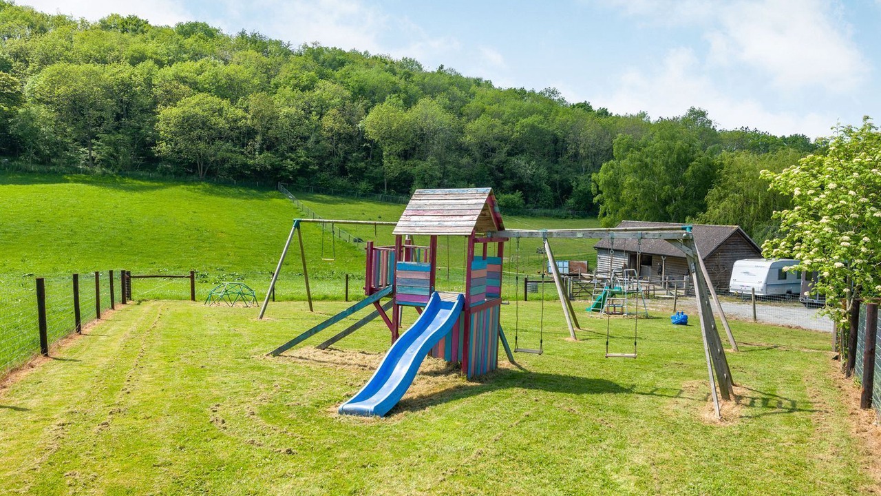 Photo of Others in Woolhope