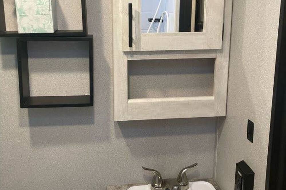 Photo of Bathroom in Villa Ridge