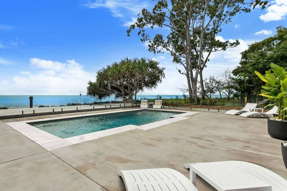 Photo of Outdoor in Traviston