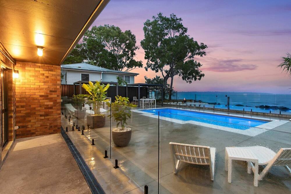 Photo of Outdoor in Traviston