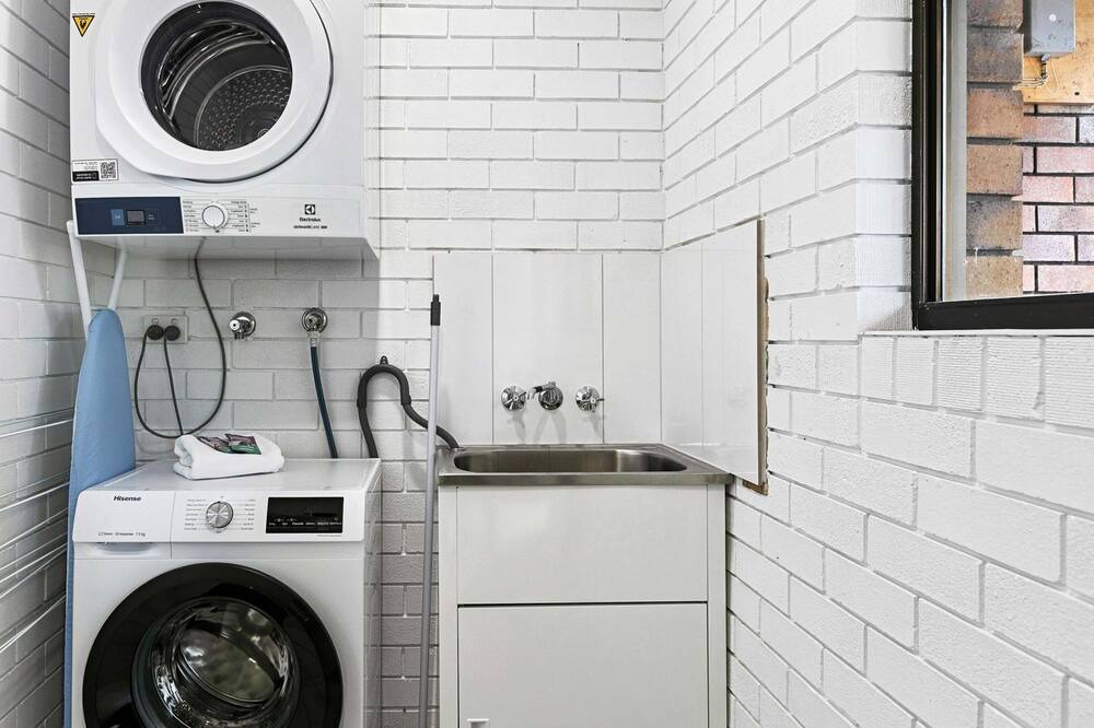 Photo of Others in Traviston