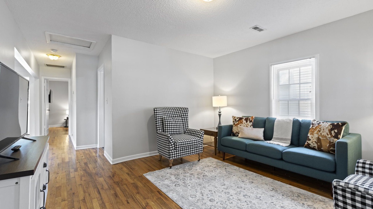 Photo of Livingroom in Greer