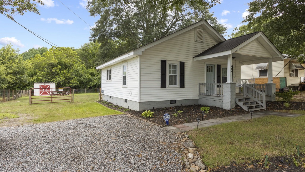 Photo of Outdoor in Greer