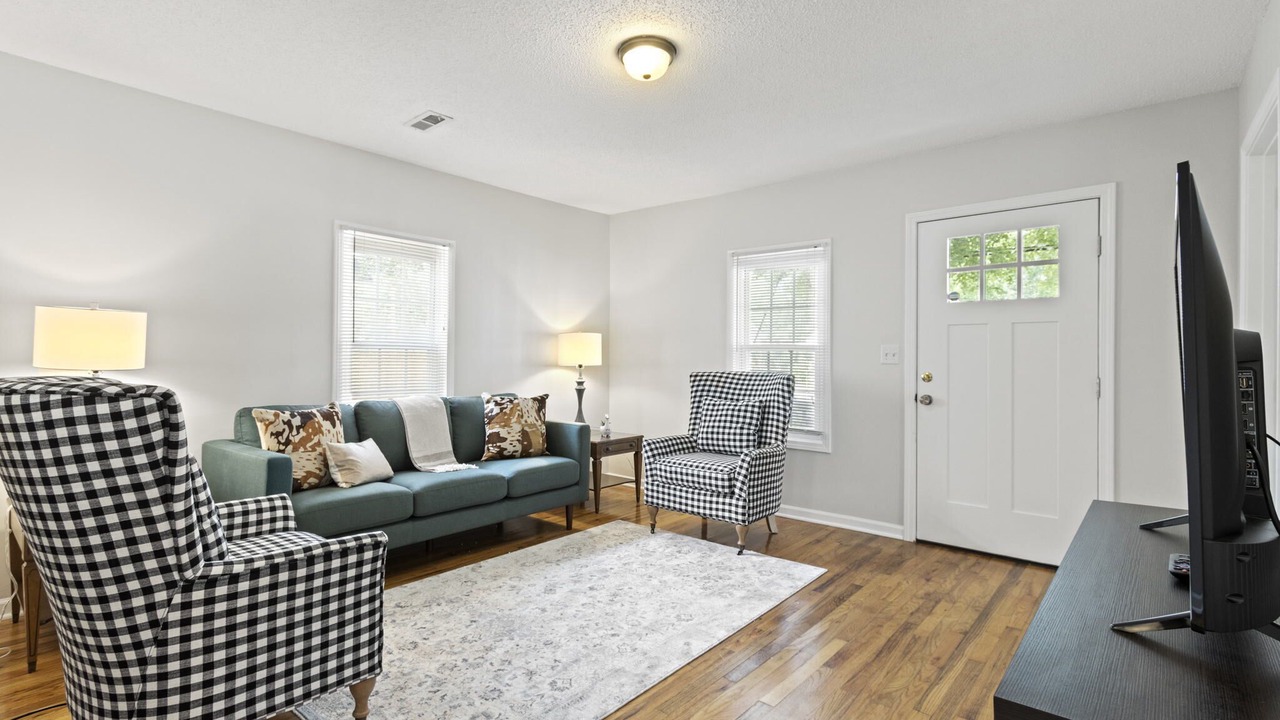 Photo of Livingroom in Greer